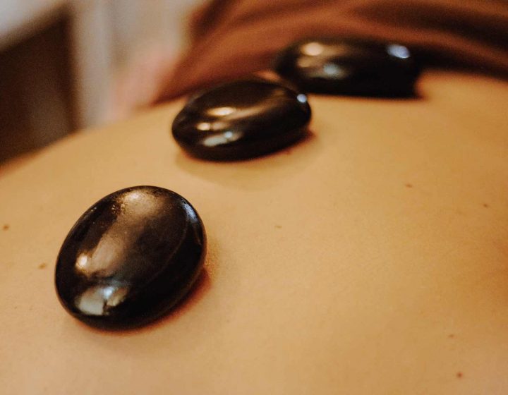 pierres-chaudes-dos-opt pierres-chaudes-dos-opt